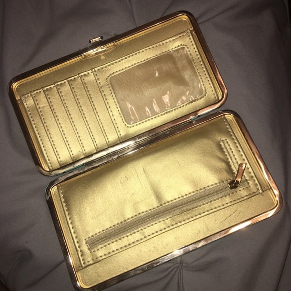 Wallet - Picture 4 of 5